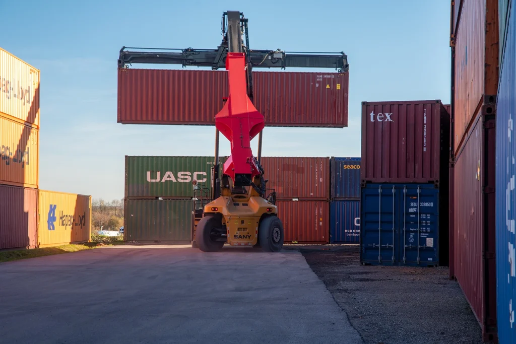 S ROAD LOGISTIC - Votre partenaire logistique de confiance